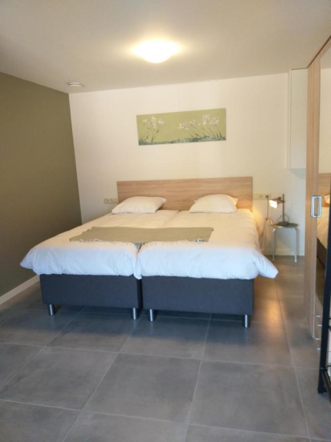 De Hoog Velden 14 Apartamento NeerNeerpelt Exterior foto